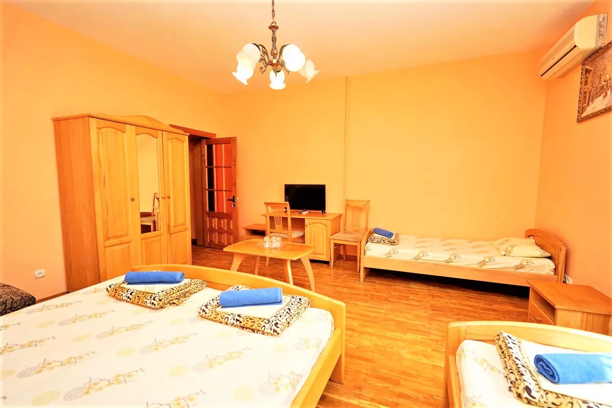 . Гостевой дом Атлантис. Лазаревское