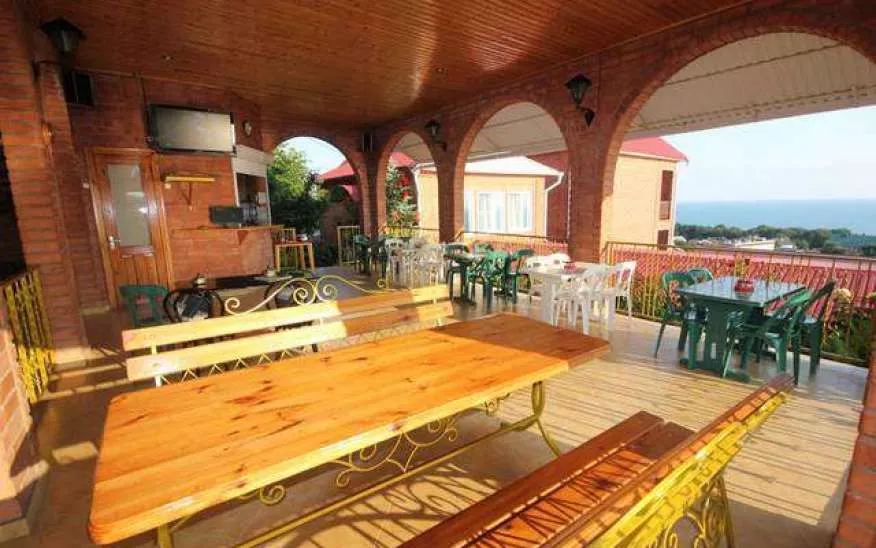 . Гостевой дом "Алиса" . Криница . Гостевой дом "Алиса" . Криница