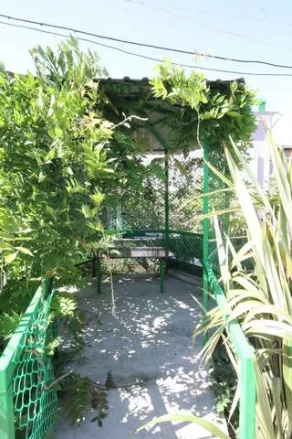 . Частный сектор «София». Вардане