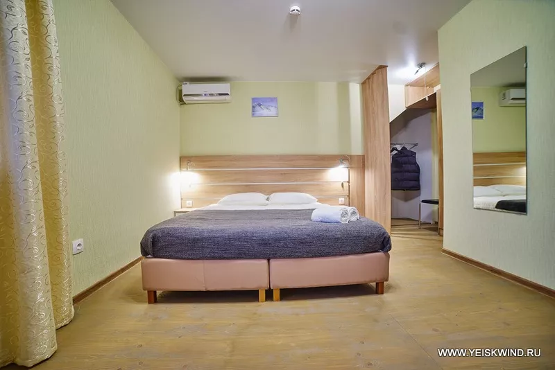 Номер Standard Plus. Серф-отель YEISKWIND. Ейск