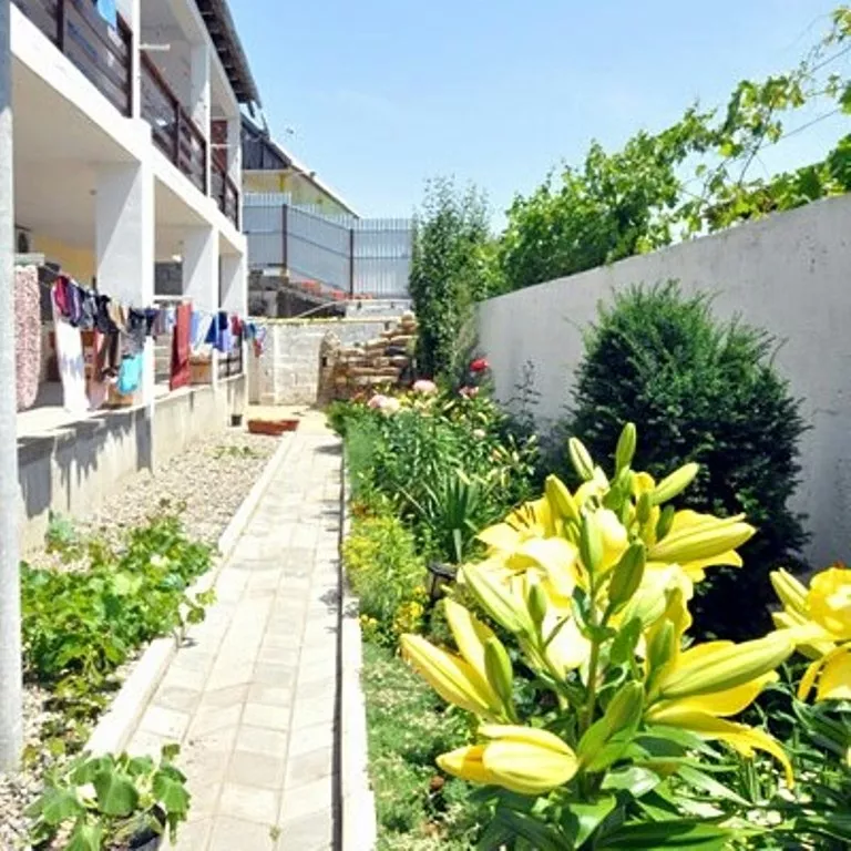 . Гостевой дом "Эдгар". Благовещенская