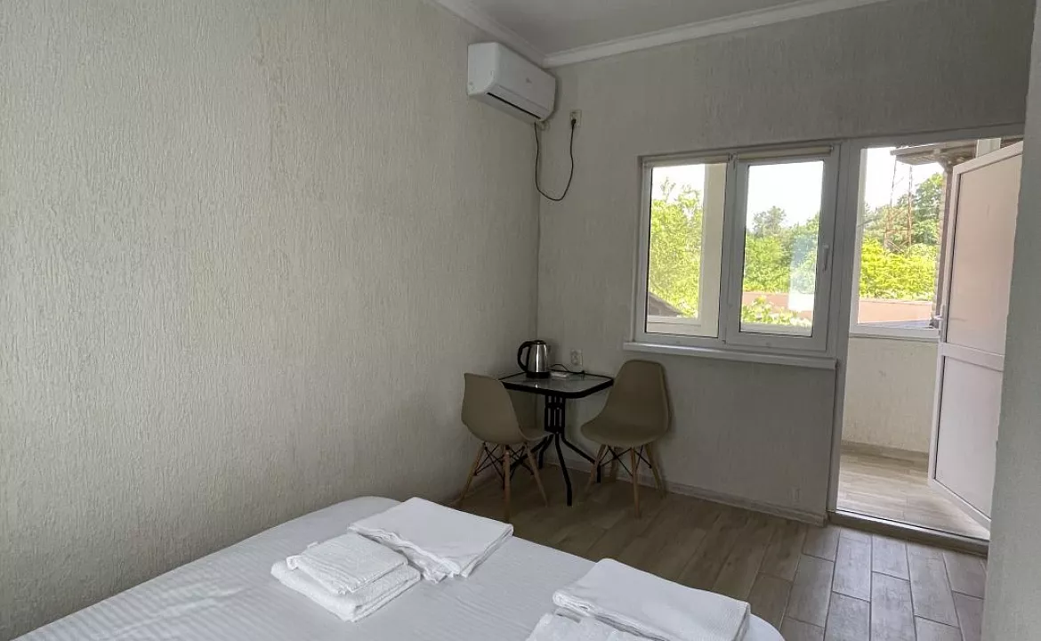 Стандарт с совместной кроватью. Гостевой дом "Алхыд". Пицунда