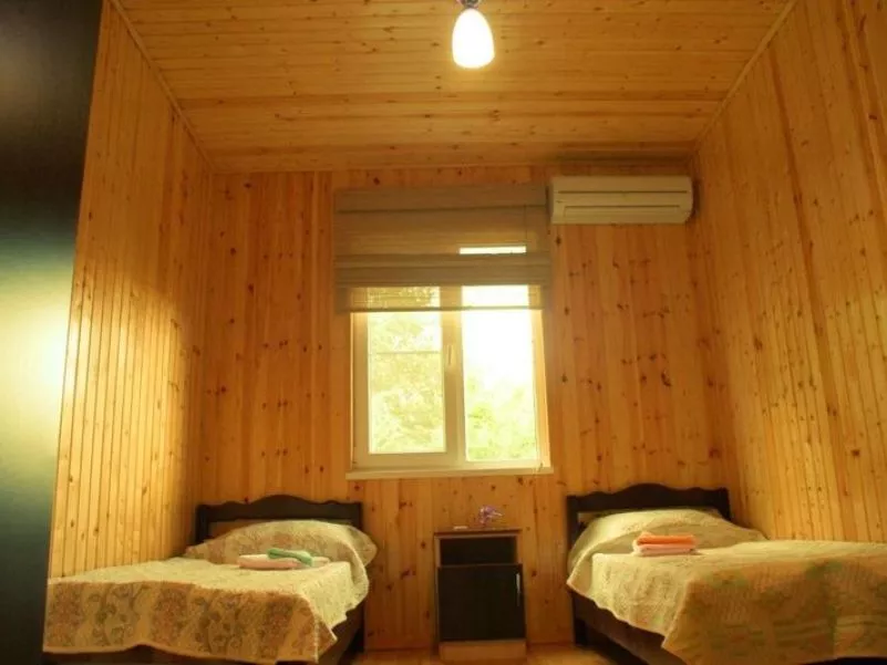 Коттедж 2х-этажный. Гостиница "Милли-Плодовая". Лоо