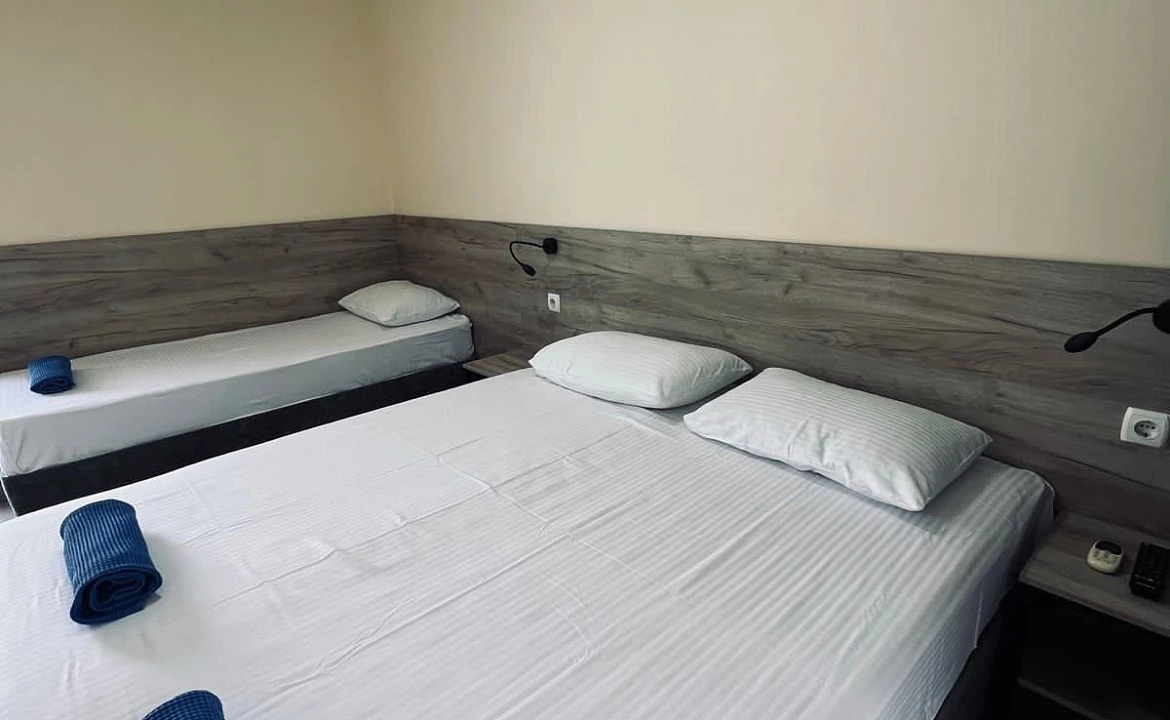 Номер на троих с балконом . Частный сектор Калараш 77 Ольга . Лазаревское