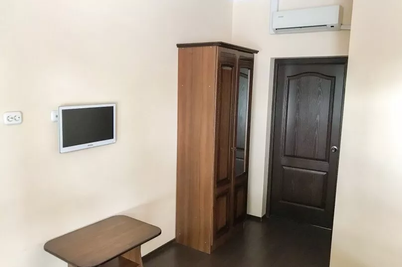 . Гостевой дом Smile Hotels. Вардане