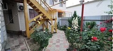 Гостевой дом "Уют на Самбурова" Гостевой дом "Уют на Самбурова"