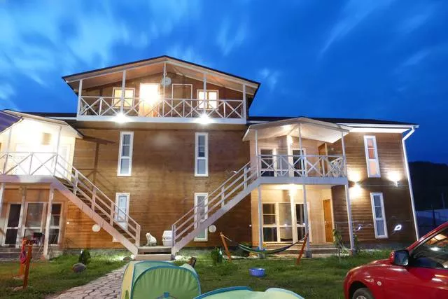 . Отель «Pine Beach». Пицунда