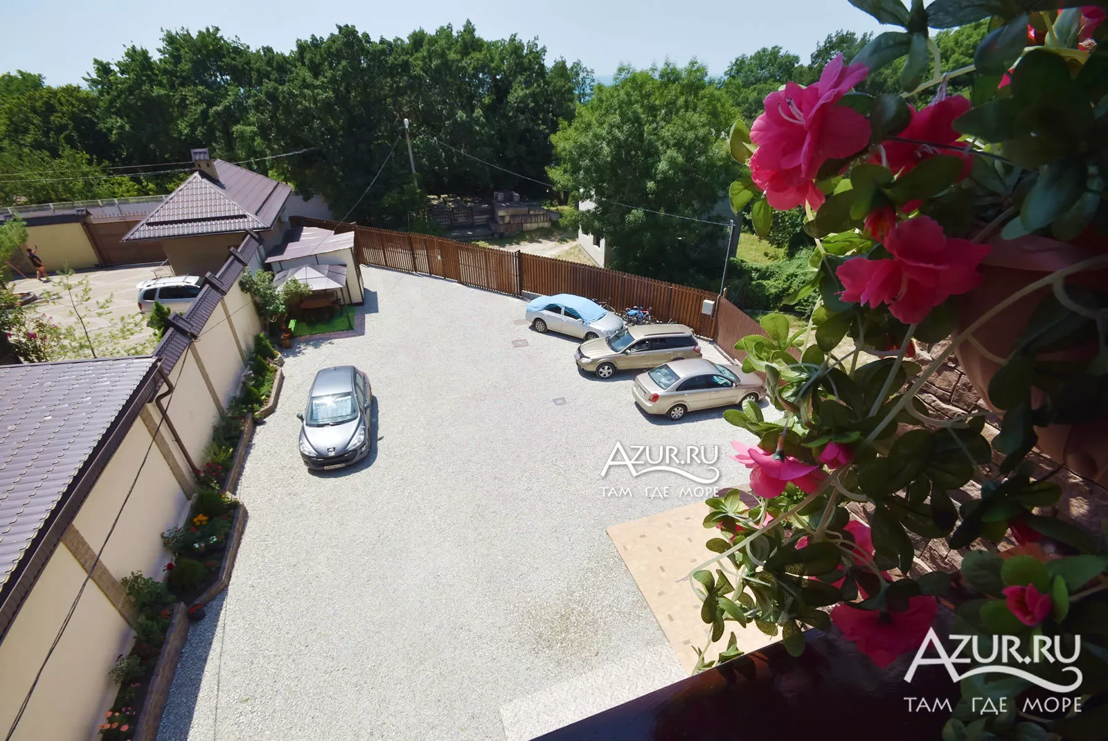 . Гостевой дом "Морской 1/а". Криница