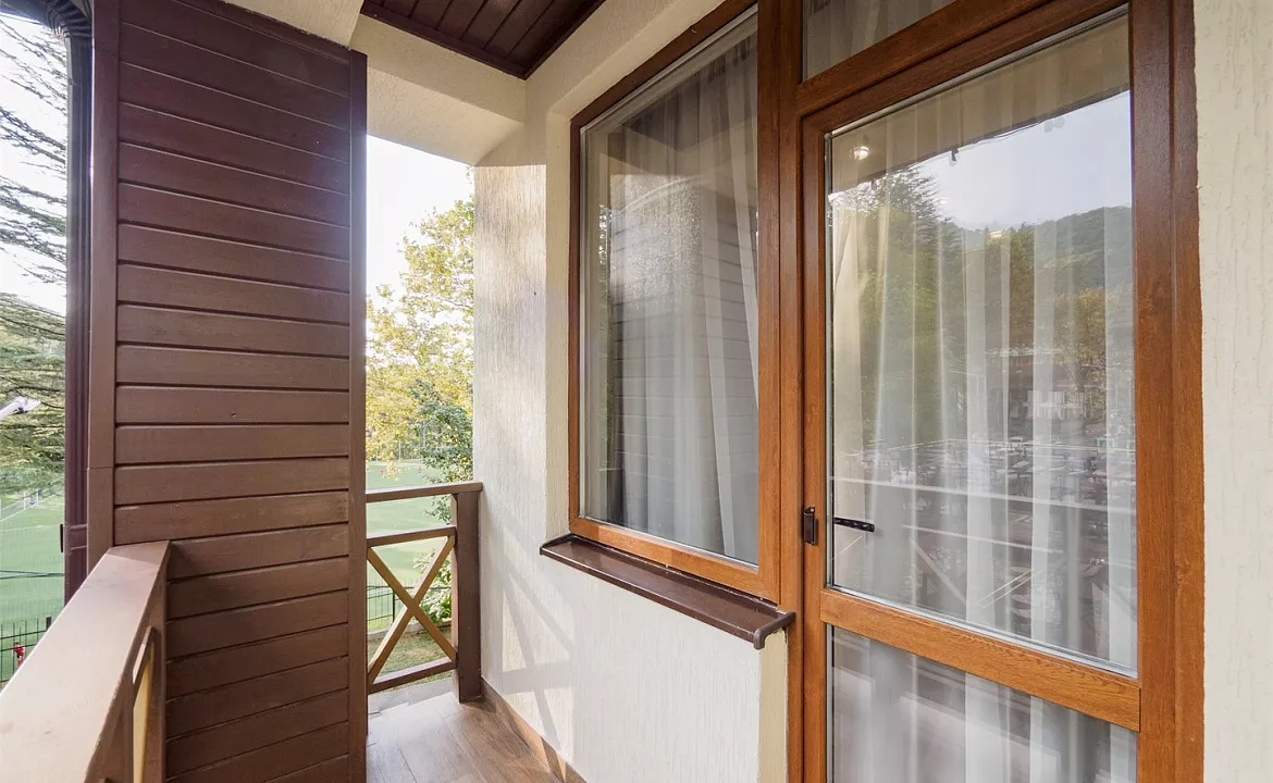 Апартамент с балконом. Апарт-отель "Регул". Красная Поляна