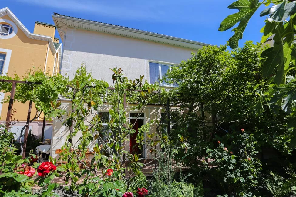 . Частный гостевой дом У Николаевны. Геленджик