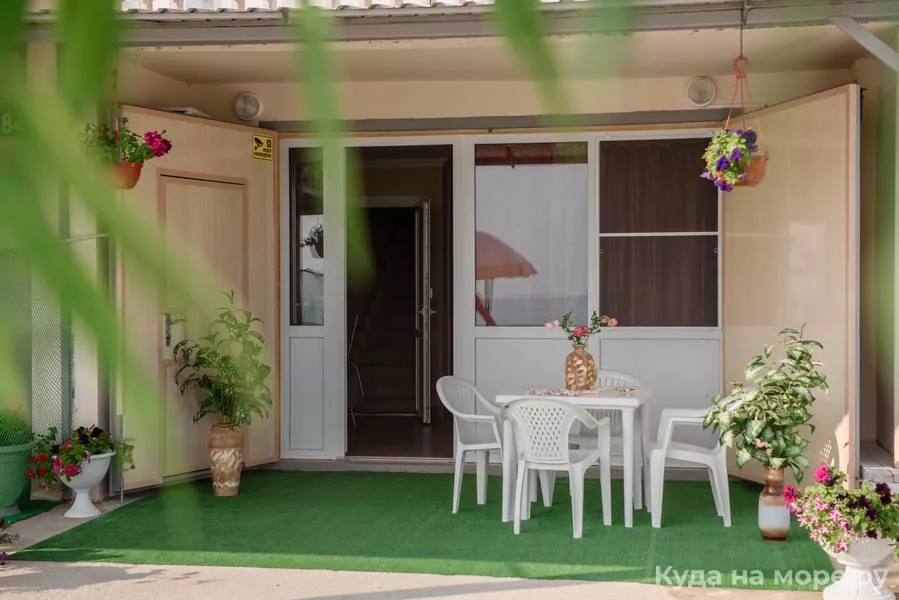 . Гостевой дом "Тихая Гавань". Лазаревское