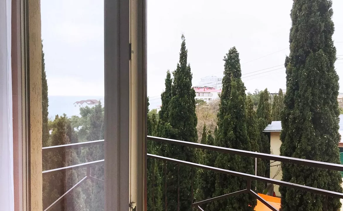 Студио с видом на море и горы. Отель Апарт-отель ПАЛЬМА. Гаспра