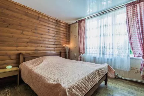 Шестиместный номер «Люкс». Отель "Югоморье". Архипо-Осиповка