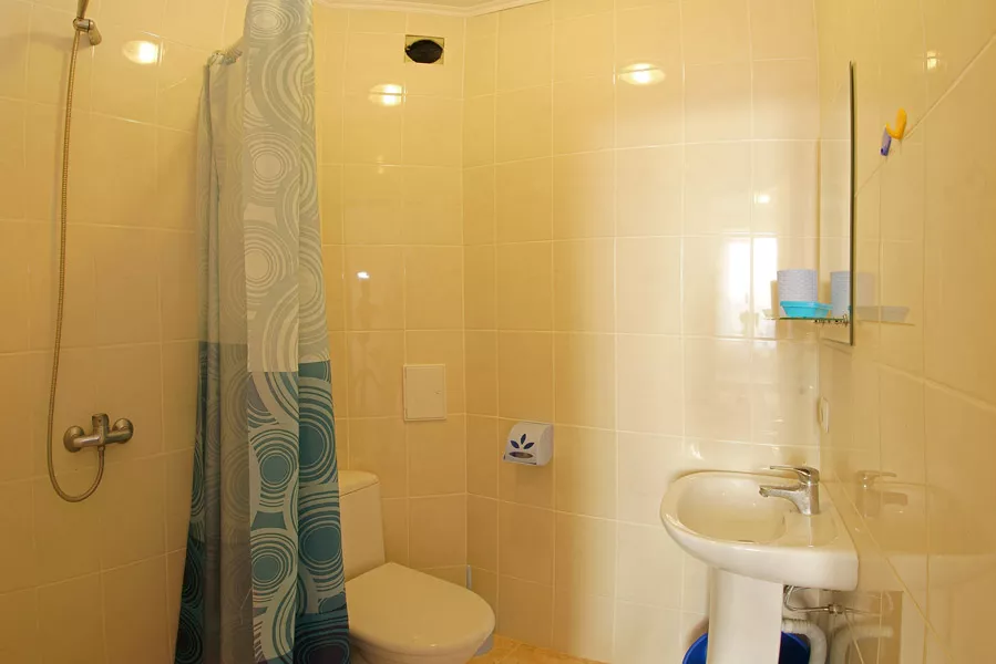 2-МЕСТНЫЙ НОМЕР. Гостевой дом БУМЕРАНГ. Саки 2-МЕСТНЫЙ НОМЕР. Гостевой дом БУМЕРАНГ. Саки