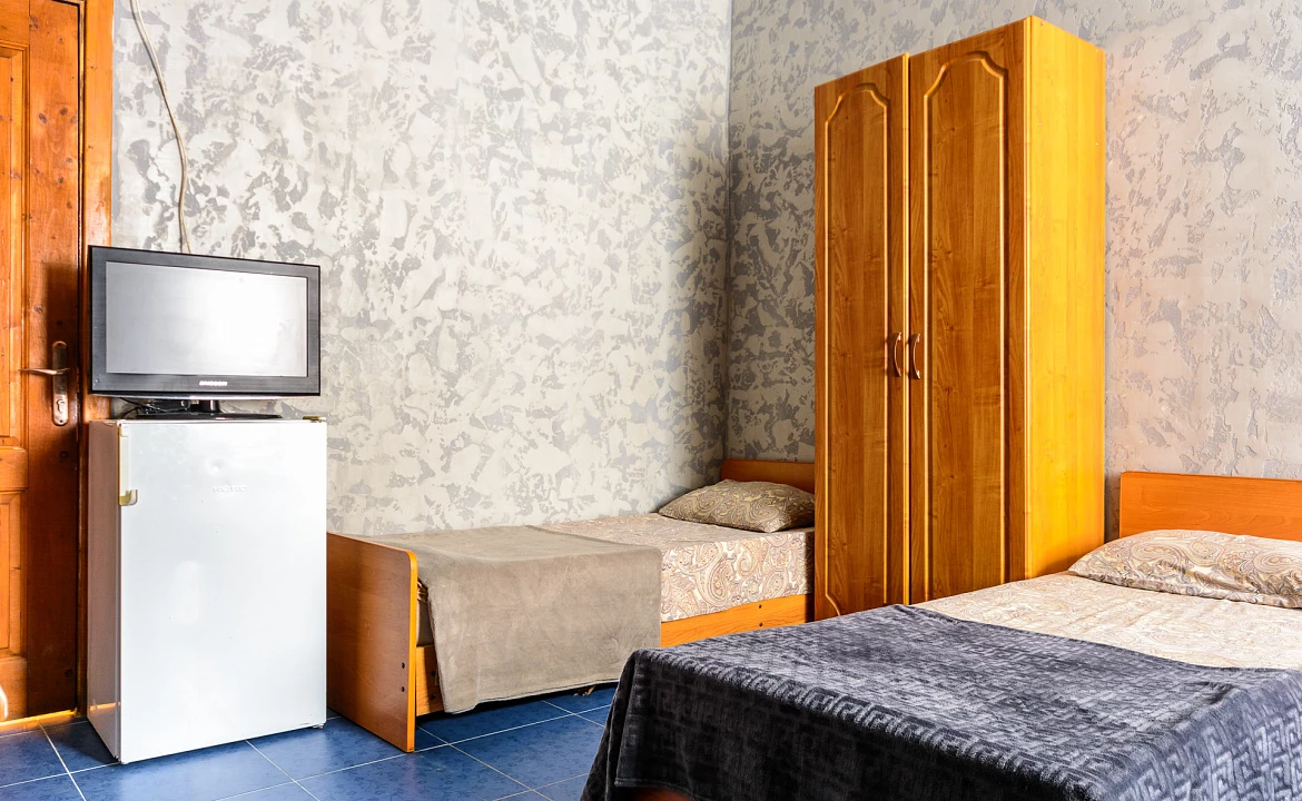 Четырёхместный стандарт. Гостевой дом УЮТ на ул. Новороссийское шоссе 1/7. Джубга