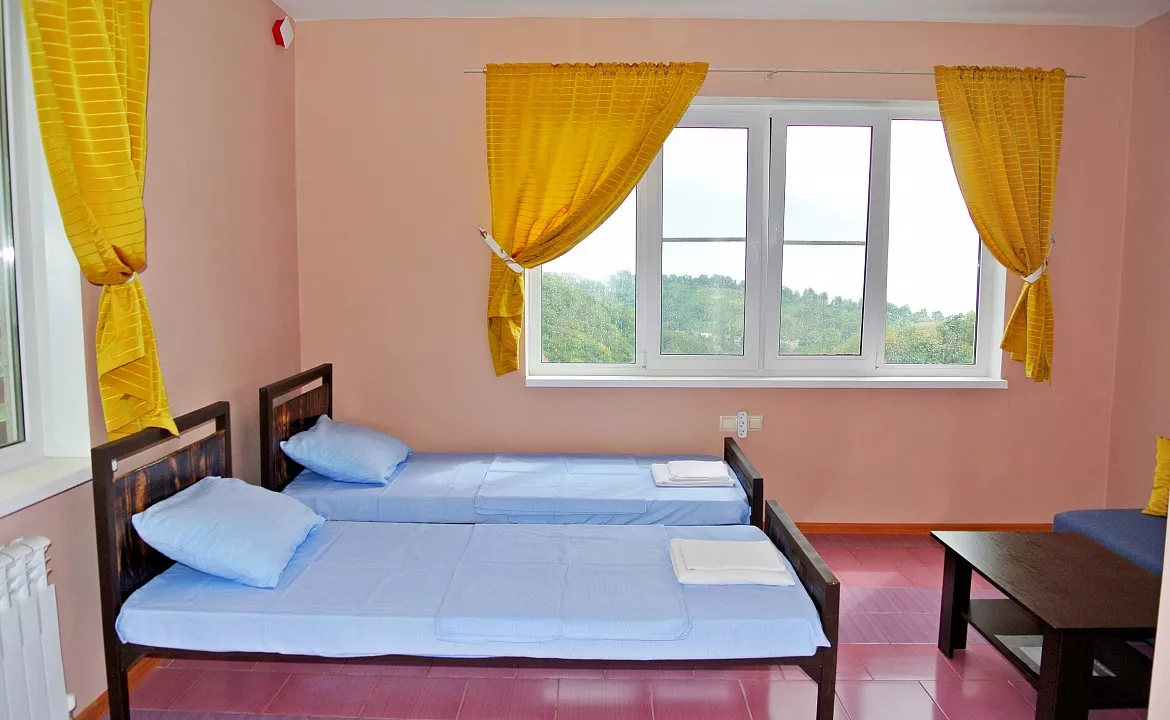 Уютный номер с видом на море. Гостевой дом Ретритный Центр "Дивный Лотос". Вардане