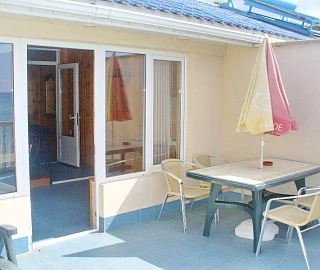 Люкс с кухней. Эллинг "Южный бриз" . 