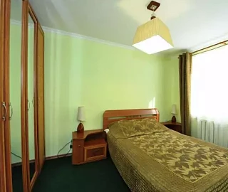 «Полулюкс». Отель «Звездный». 