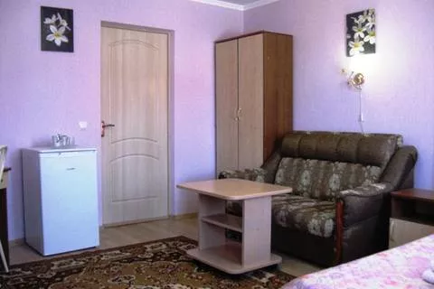 «Полулюкс» № 5. Гостевой дом «На Николаевской 25». Ейск