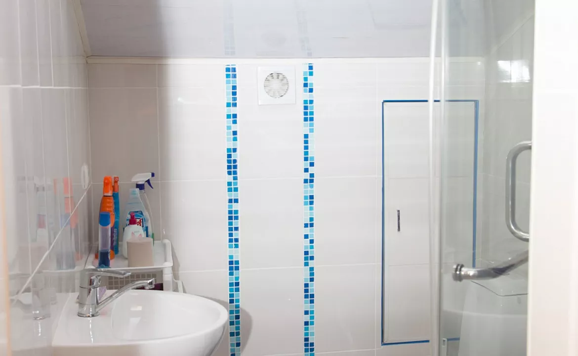 Номера Люкс. База отдыха "Альтернатива". Береговое