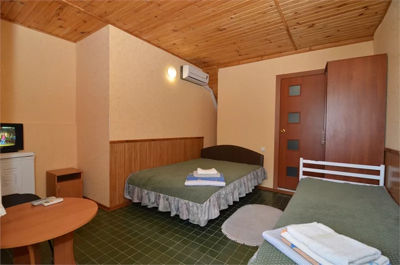 1-комнатный без балкона. Мини-отель "Домик со слоном". Рыбачье 1-комнатный без балкона. Мини-отель "Домик со слоном". Рыбачье