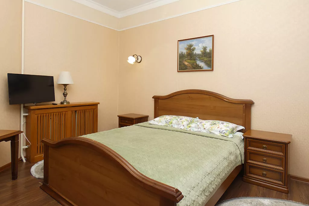 Полулюкс. Отель "Экипаж". Адлер