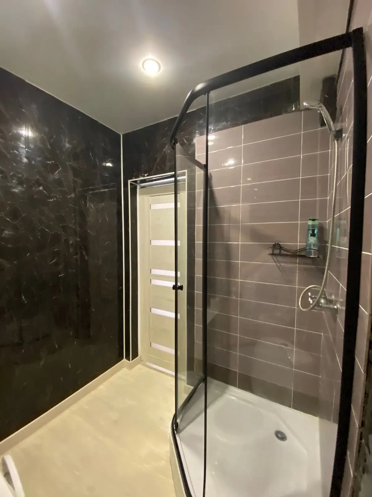 . Квартира в многоквартирном доме Квартира на первой береговой линии с красивым видом на морской закат. Дагомыс