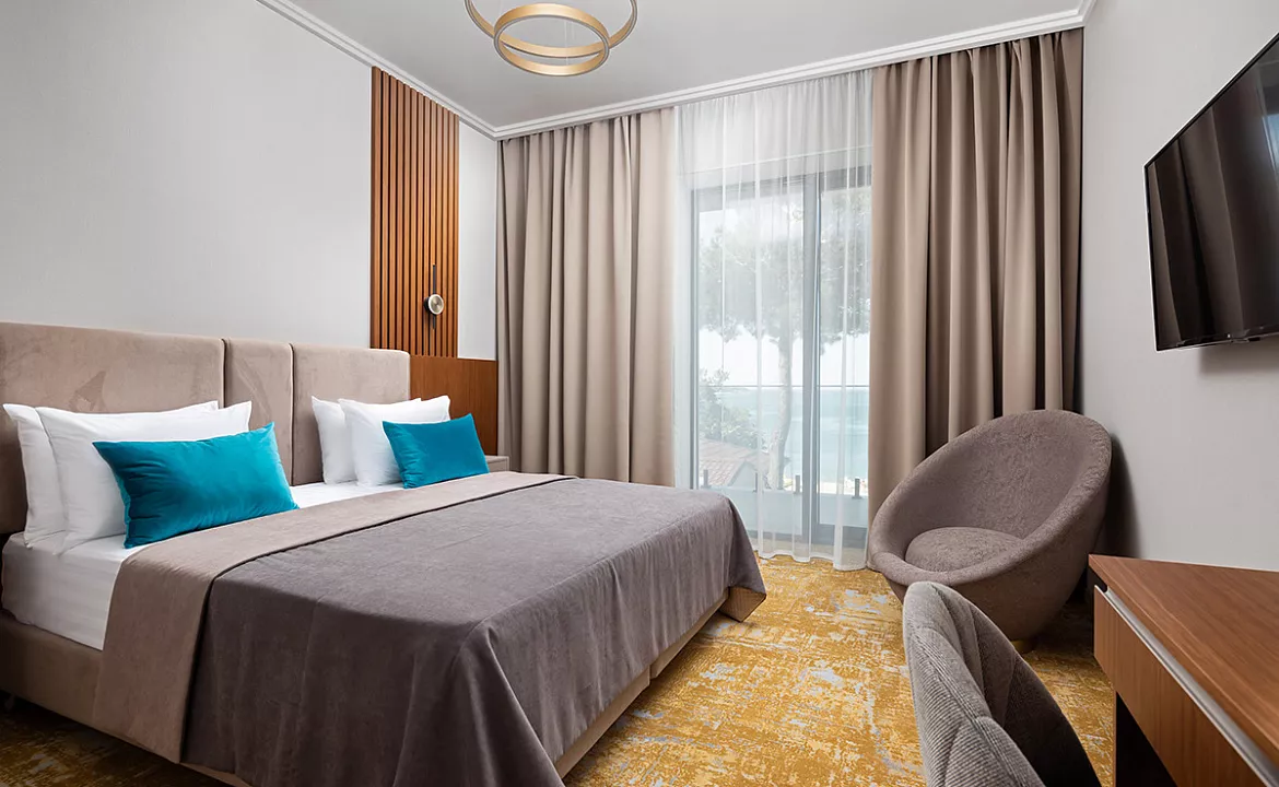 Номер Стандарт 2-местный с видом на море. Отель «Атмосфера»- Геленджик. Геленджик