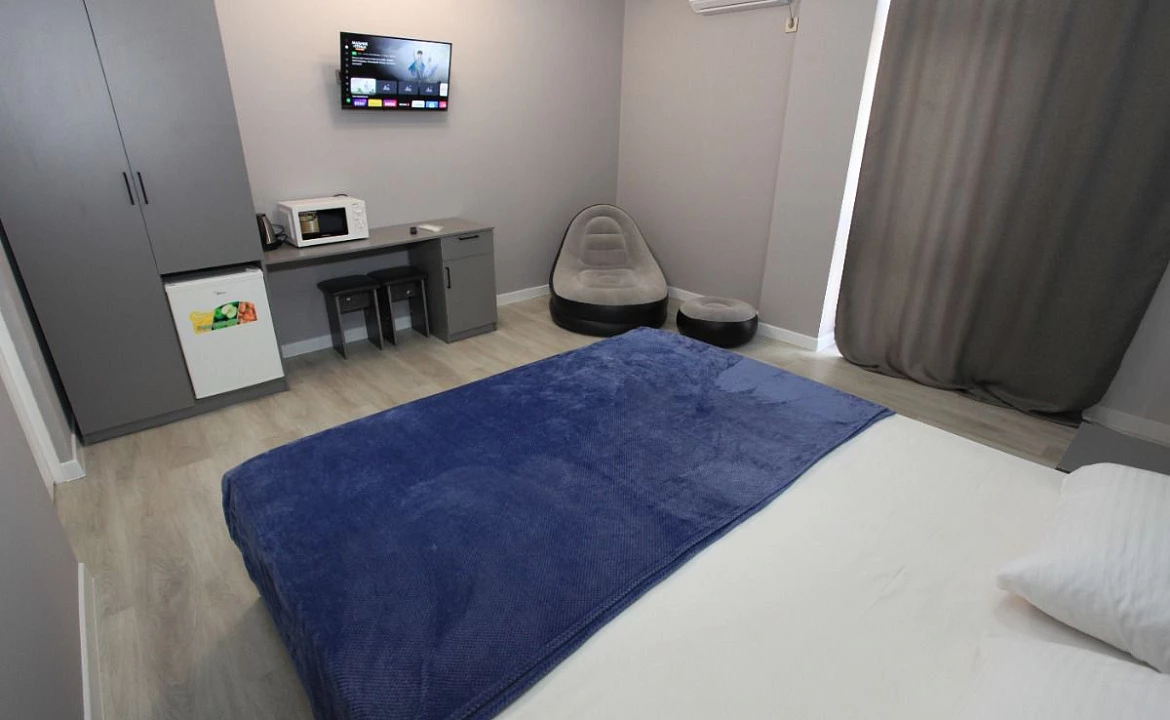 Номер Стандарт 2 местный. Гостевой дом "Седьмое небо". Сухум