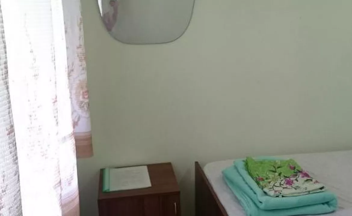 Номер 2-Х,3-х,4-х местные. Частный сектор Приморская 2 в Пицунде. Пицунда Номер 2-Х,3-х,4-х местные. Частный сектор Приморская 2 в Пицунде. Пицунда