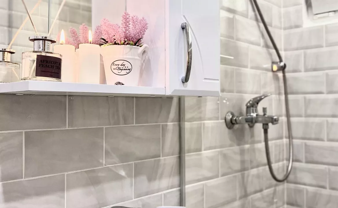 Квартира с великолепным видом на Горы и Море. Квартира в многоквартирном доме C видом на Горы и Море на Дмитриевой 56. Сочи