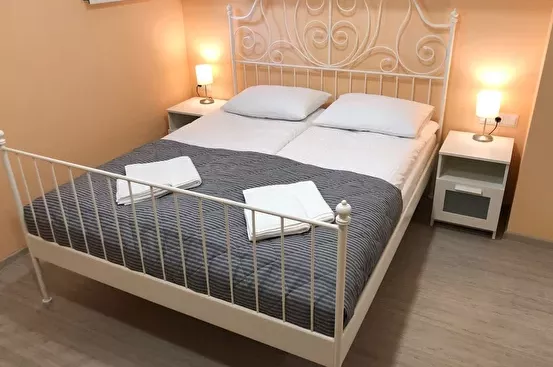 СТАНДАРТНЫЙ ДВУХМЕСТНЫЙ НОМЕР. Мини-отель «Старый Крым». Кипарисное