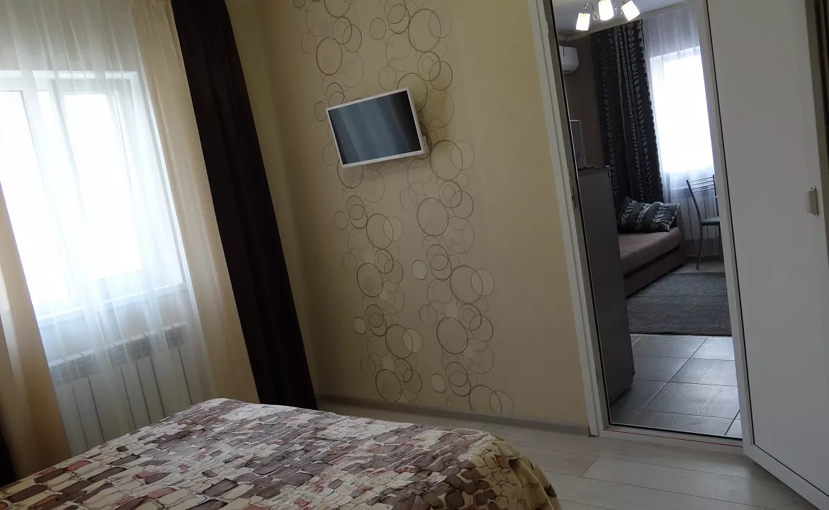 Евро двушка с орхидеей. Гостевой дом "Натали" - Геленджик. Геленджик