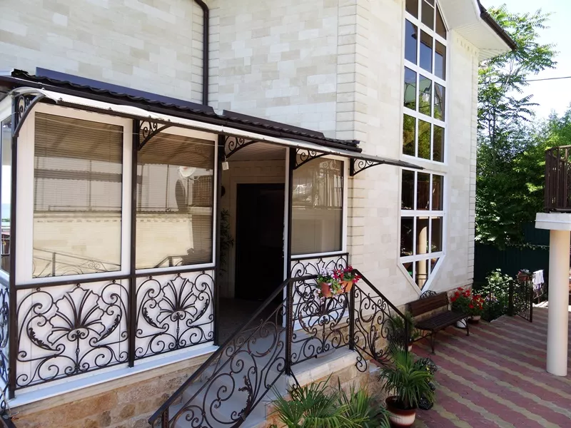 . Гостиница "Милана". Лазаревское