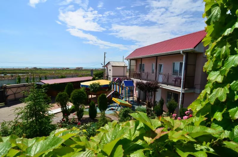 . Мини-гостиница "Анастасия". Саки