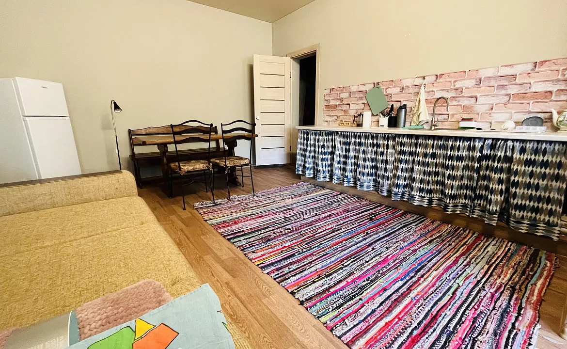 6 местные апартаменты. Частный сектор "Радонежъ". Гудаута