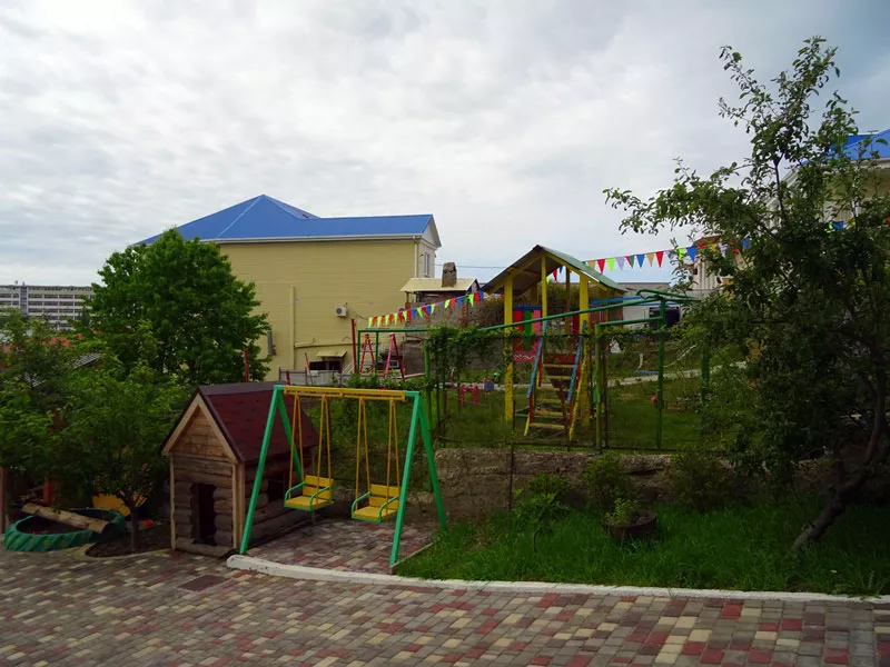 . Гостевой дом "Версаль" в Лермонтово      . Лермонтово