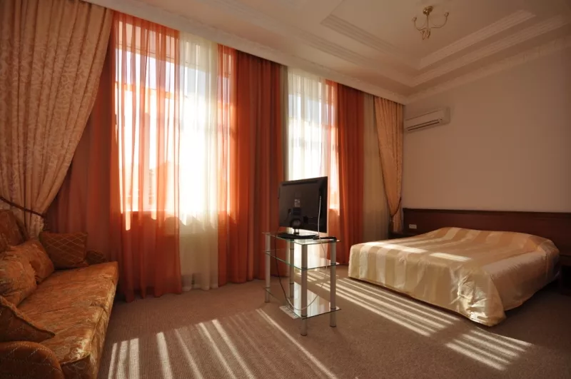 Номер Полулюкс. Гостиница Консоль-Спорт НИКИТА. Никита