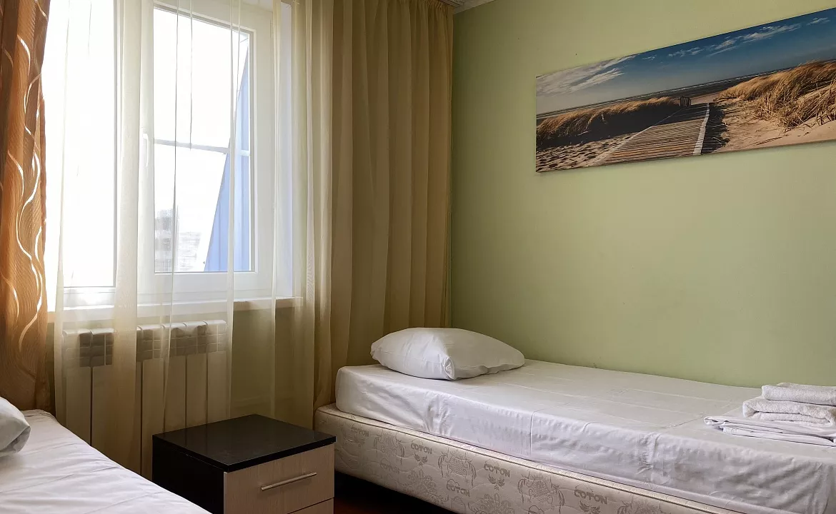 ДВУХМЕСТНЫЙ . Гостевой дом АКВАТОРИЯ . Кучугуры