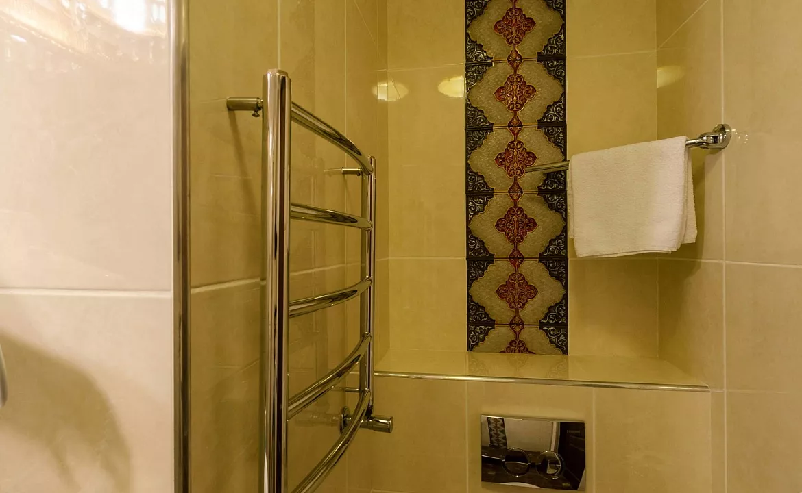 Трехместный номер класса «Полулюкс». Отель "Гранд Флер". Форос