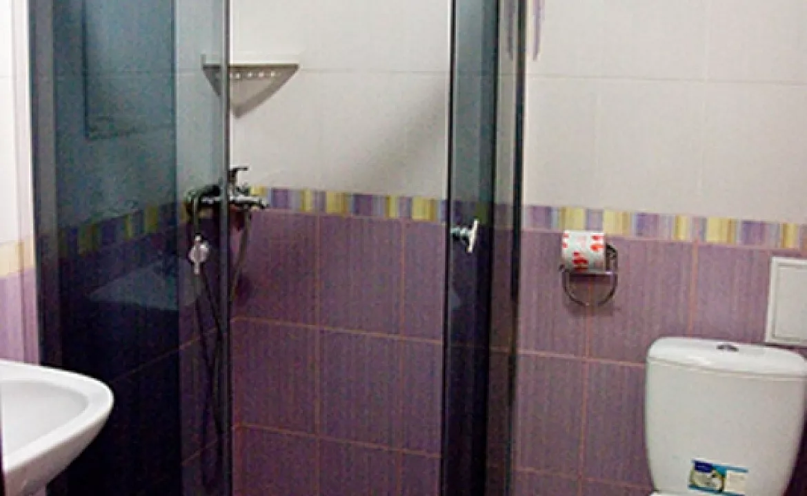 Семейный. Гостиница "На Эскадронной". Евпатория Семейный. Гостиница "На Эскадронной". Евпатория