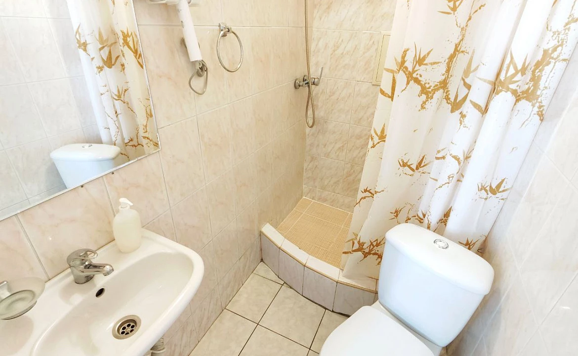 Комфорт. "Регион 86" . Адлер