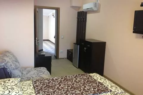 3-х местный «Стандарт Улучшенный». Отель «Донузлав». Мирный