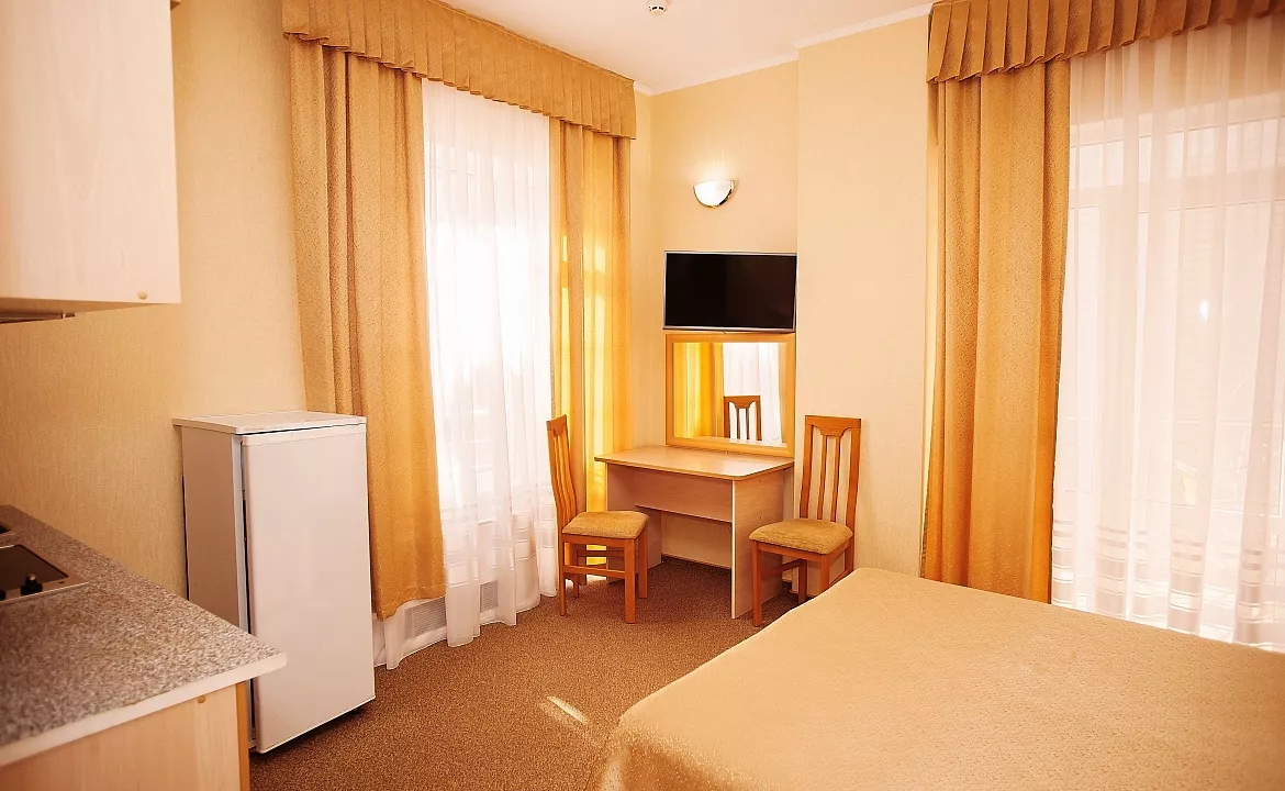 Студия с кухней . Гостевой дом Дом у Моря ЛАКИ. Геленджик Студия с кухней . Гостевой дом Дом у Моря ЛАКИ. Геленджик