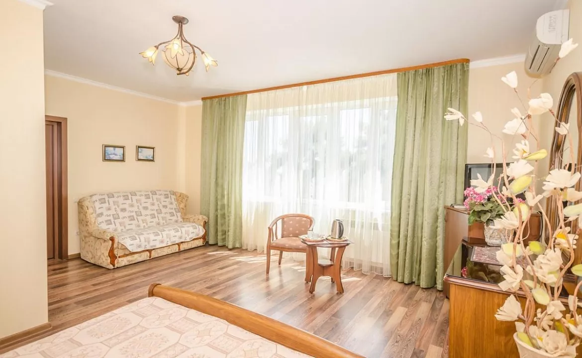 «Люкс». Отель Вилла Сосновый бор. Гаспра