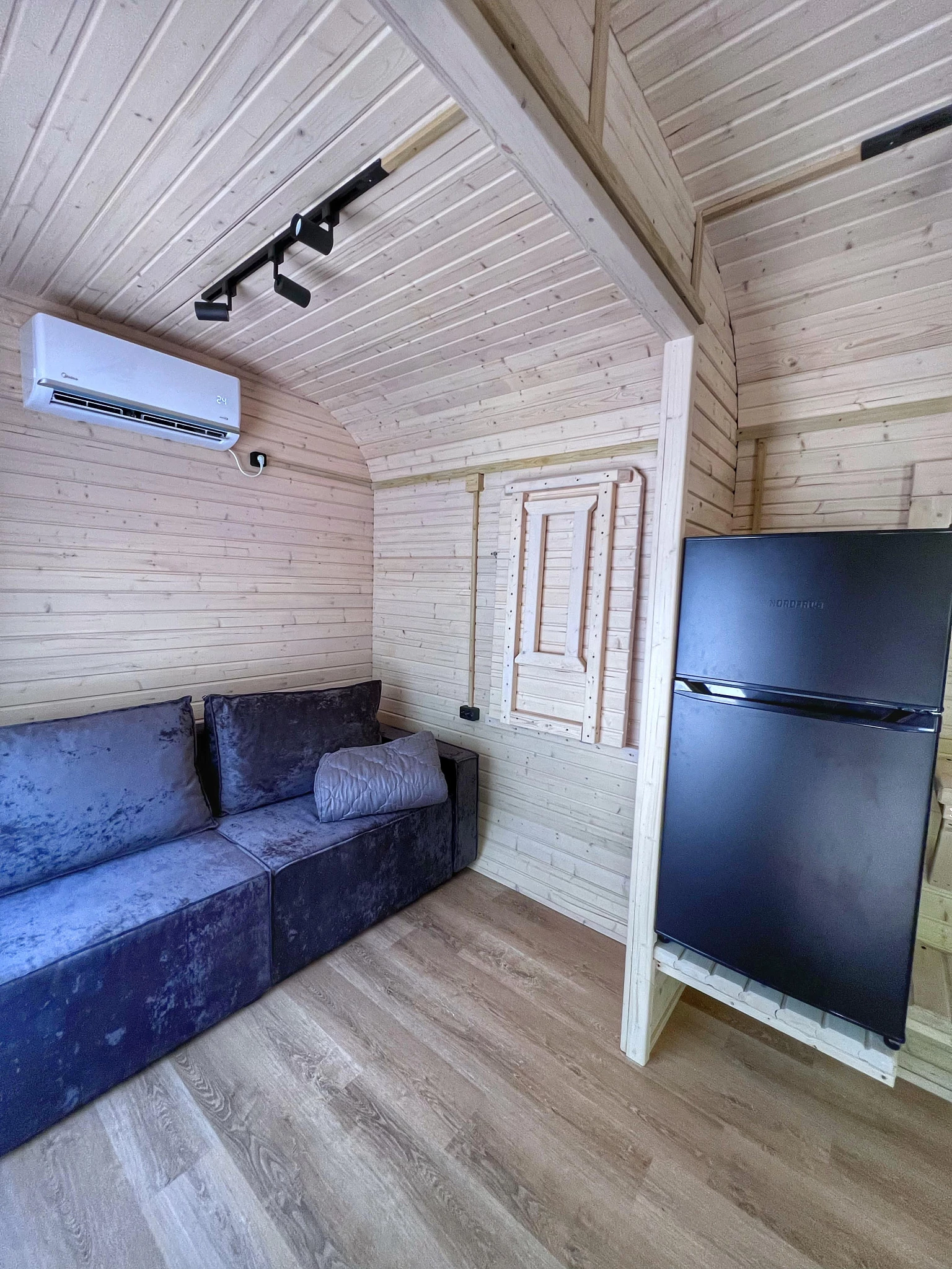 . База отдыха  Чайка 1 . Бухта Инал . База отдыха  Чайка 1 . Бухта Инал