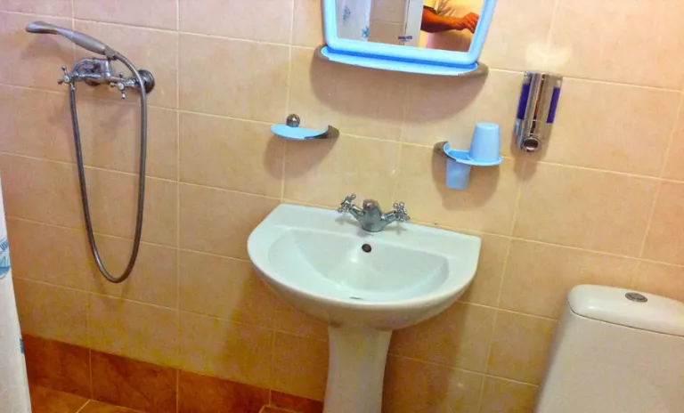 3-Х Местный. Семейный гостевой дом Лимпопо. Саки