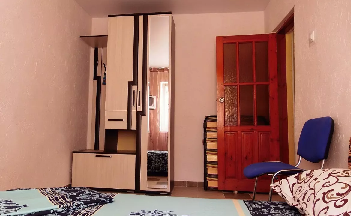 Двухкомнатный 4-х местный на 1-м этаже. Гостевой дом Гостевой дом "Спортлото-82".. Коктебель