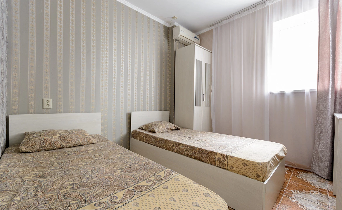 Двухместный стандарт. Гостевой дом УЮТ на ул. Новороссийское шоссе 1/7. Джубга