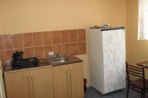 Стандарт 3-х местный. Гостевой дом "Лето". Евпатория